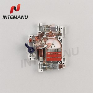 L7 circuit breaker construction